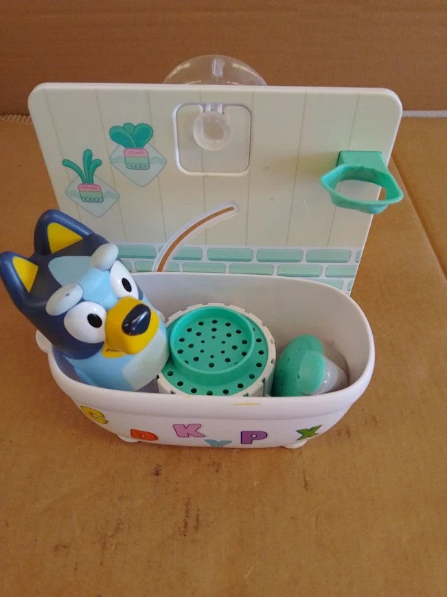 Toomies Bluey Takes Her Bath Interactive Toy Water Bubbles Functional 18m+ New