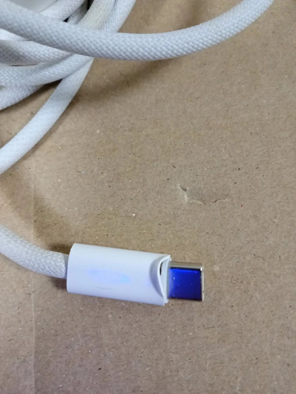 Apple 240W USB C Fast Charging Adapter Cable 2m White