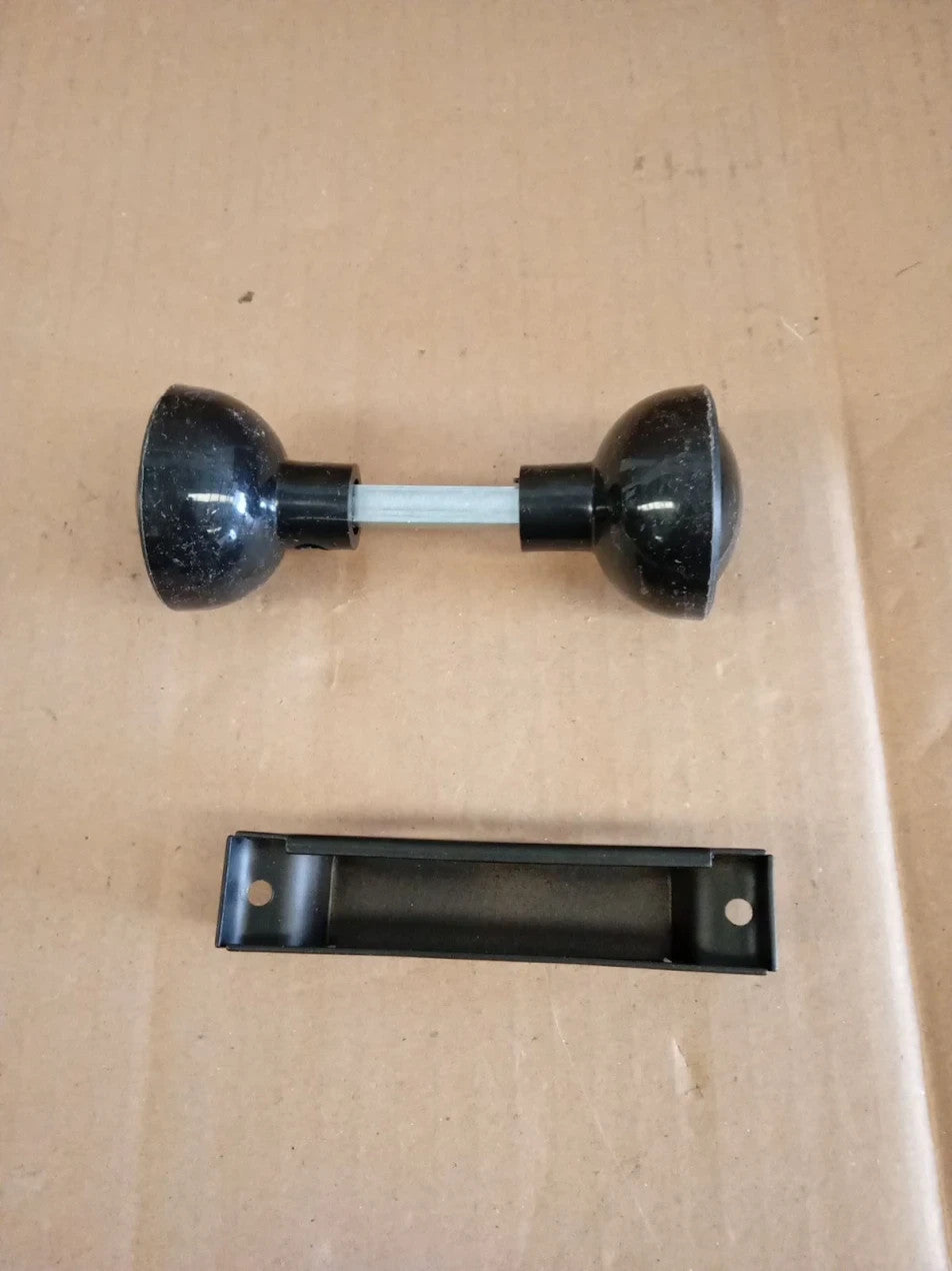 ERA Rim 6x4in Sashlock Handles Black 177102 Key Unlock 30.4x16.2x6.5cm