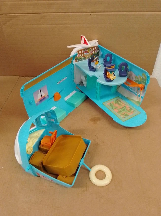 Bluey 3 in 1 Transforming Plane Playset Resort Boat Holiday Toy Sounds Phrases