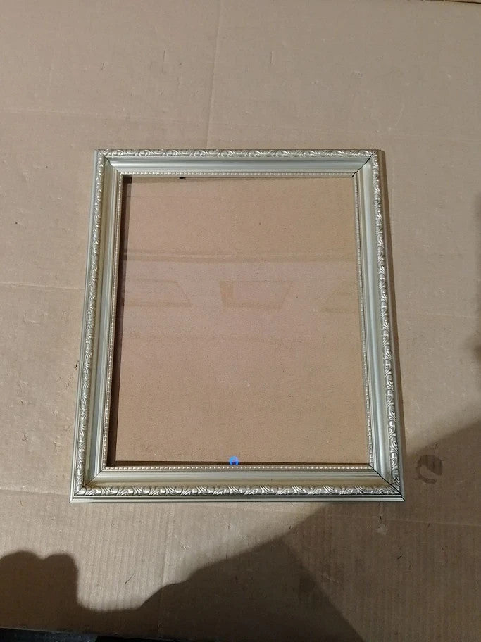 Aryllis Vintage 12x10 Photo Frame Silver Free Standing Wall Mountable Perspex