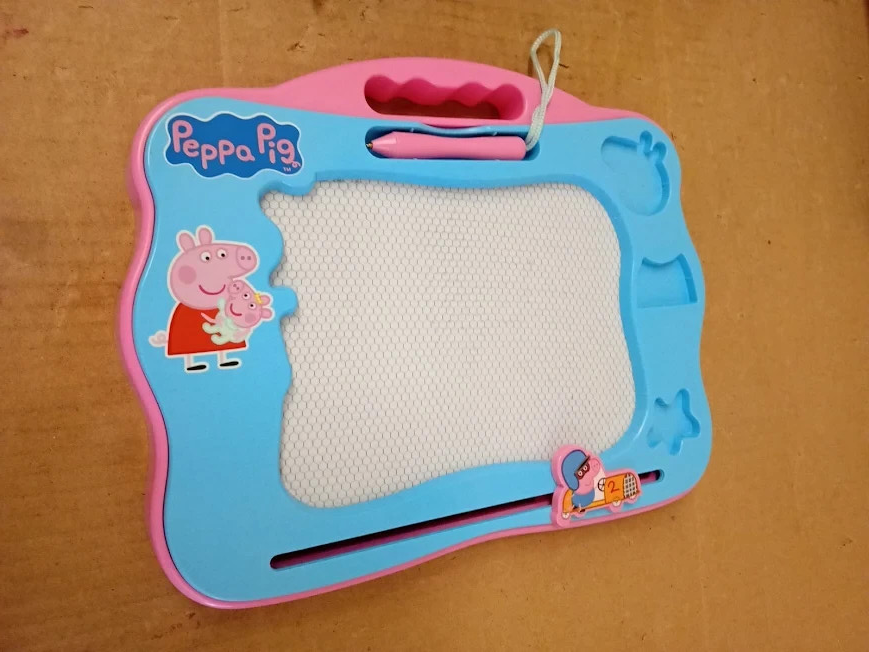 Peppa Pig Travel Magnetic Scribbler PreSchool Toys Creative Travel