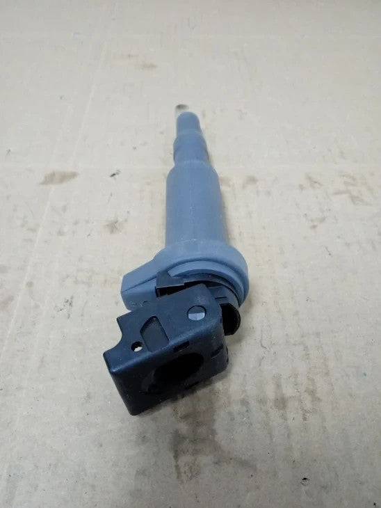 Bosch 0221504471 Ignition Coil Reliable Highly Efficient Male To Female