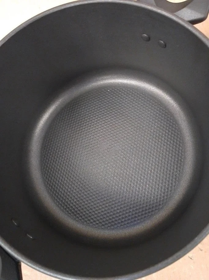 Prestige Tougher Stock Pot With Lid Induction Stock Pot Scratch Resistant