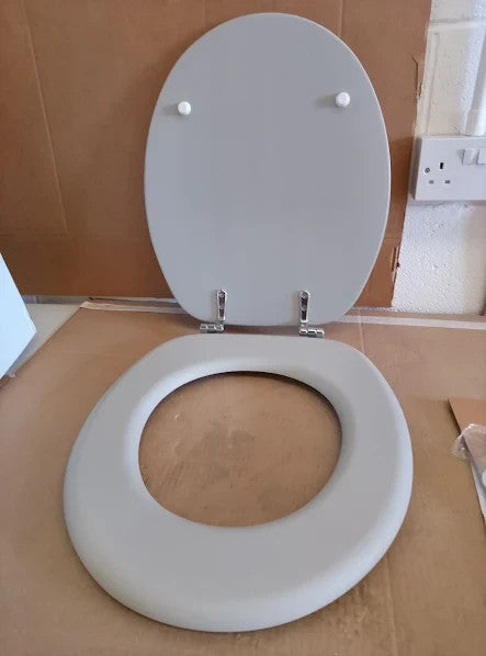 Argos Home Tongue Groove Toilet Seat Grey Adjustable Hinges 45x37.3x5.3cm New