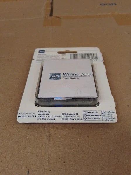 BG Electrical Double Wall Light Switch 2 Way 20A 220V 8.6x2.3x8.6cm New