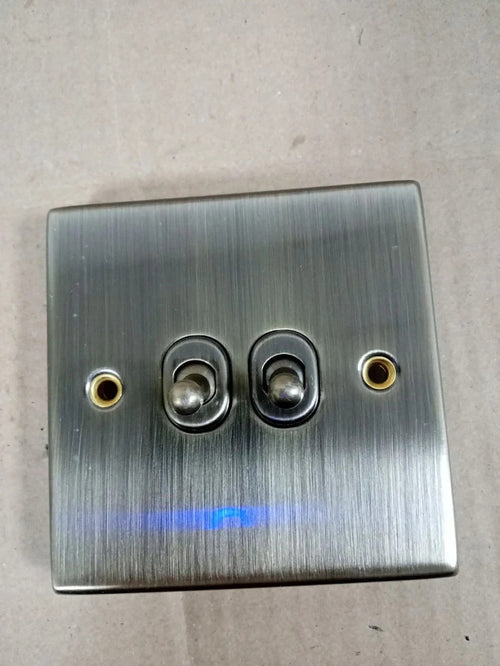 10AX 2 Gang 2 Way Toggle Light Switch Square Edge Antique Brass Alloy Steel