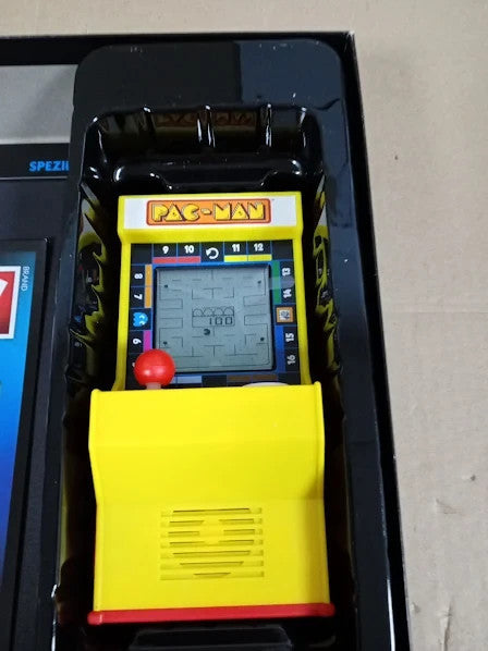 Hasbro Monopoly Arcade Pac Man Board Game 33.5x 27cm Children 8+ New