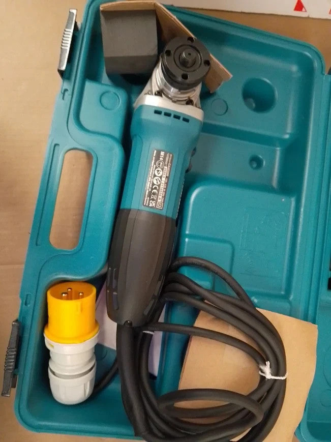 Makita GA4530RKD 1 110V 115mm Angle Grinder Complete Diamond Blade Supplied