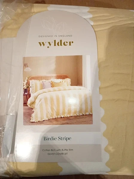 Wylder Birdie Stripe Duvet Cover Set Reversible Cotton Rich Frilled 200x200x1cm