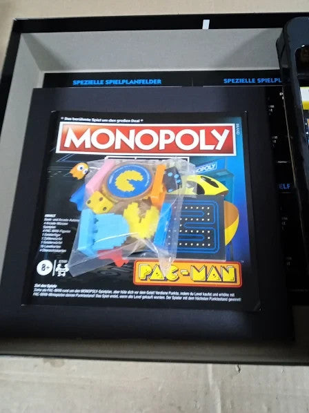 Hasbro Monopoly Arcade Pac Man Board Game 33.5x 27cm Children 8+ New
