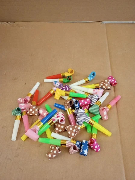 30pcs Party Blowers Whistles Colourful Noisemakers Birthday Kids ‎8.5x3x1cm New