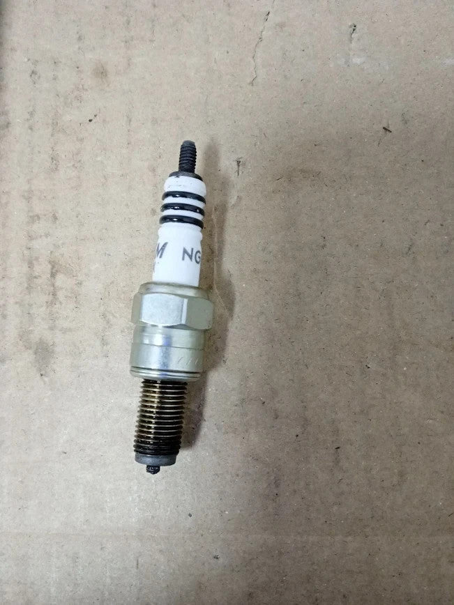 NGK Spark Plug CR9EIX Iridium IX 3521 Metal For Car Truck