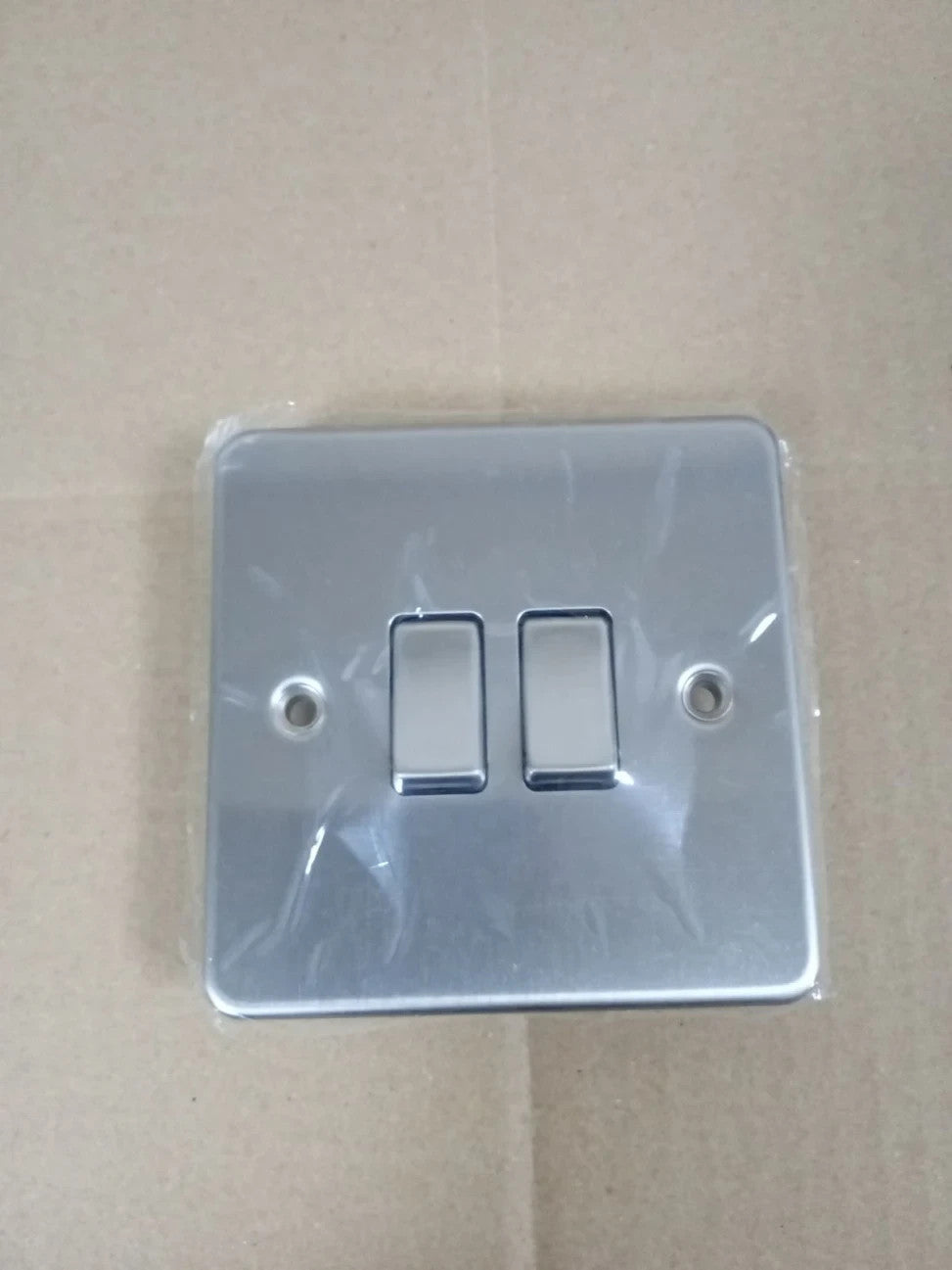Knightsbridge FP3000BC Flat Plate 10A 2G 2 Way Switch Brushed Chrome New