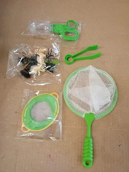 Kulveanju Kids Outdoor Toys Hunting 5pcs Bug Catcher Kit 22.5x13x19.5cm 3+