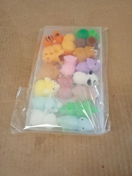 Dtydecle 18pcs Mochi Squishy Toys Mini Jungle Animals Squishies Soft Squeeze