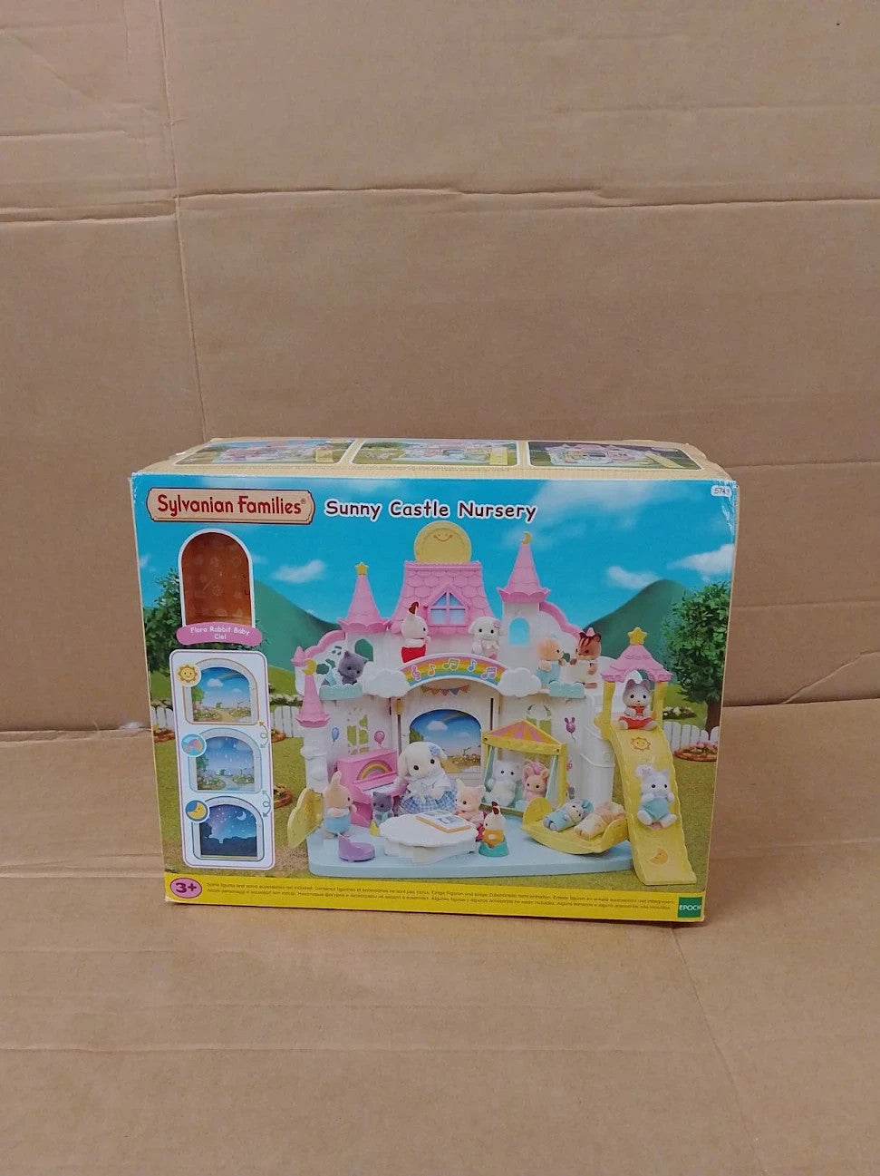 Sylvanian Families 5743 Sunny Castle Nursery Dollhouse Playsets 1:24 New