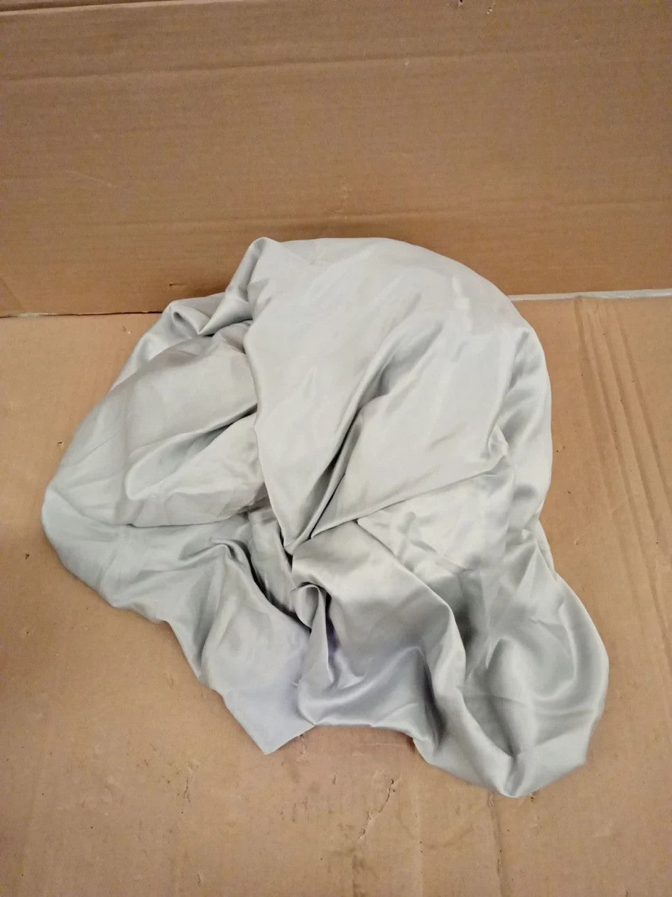 Catherine Lansfield Silky Soft Satin Double Fitted Sheet Silver 135x190cm + 30cm