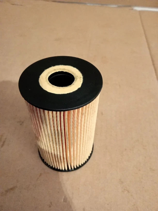Febi Bilstein 36634 Oil Filter For Car Replacement Part 11.7x6.6x6.6cm